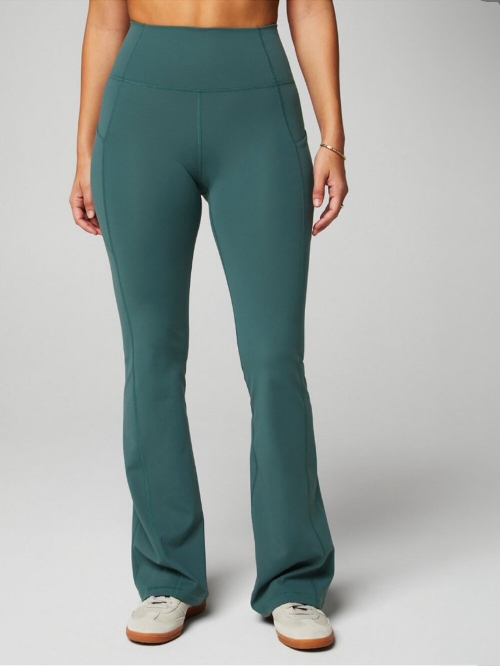 Fabletics Oasis Pureluxe High-Waisted Pocketed Kick Flare Leggings Storm Slate S